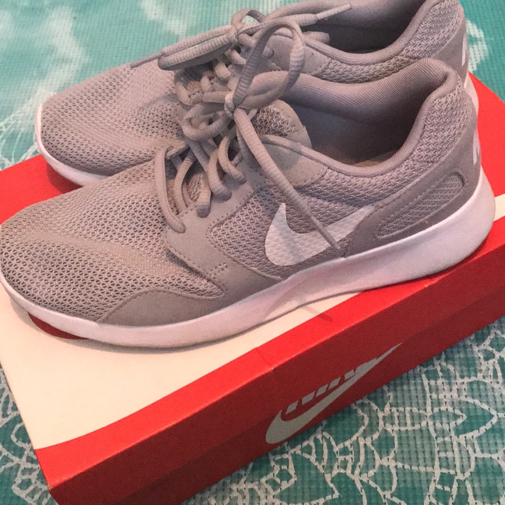 Nike Kaishi Run Sneakers